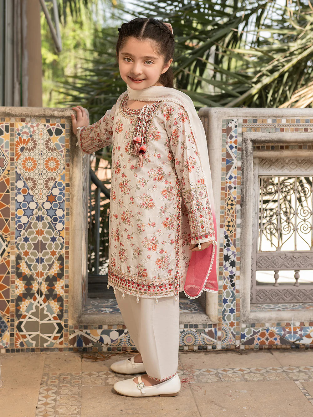 Festive kids collection