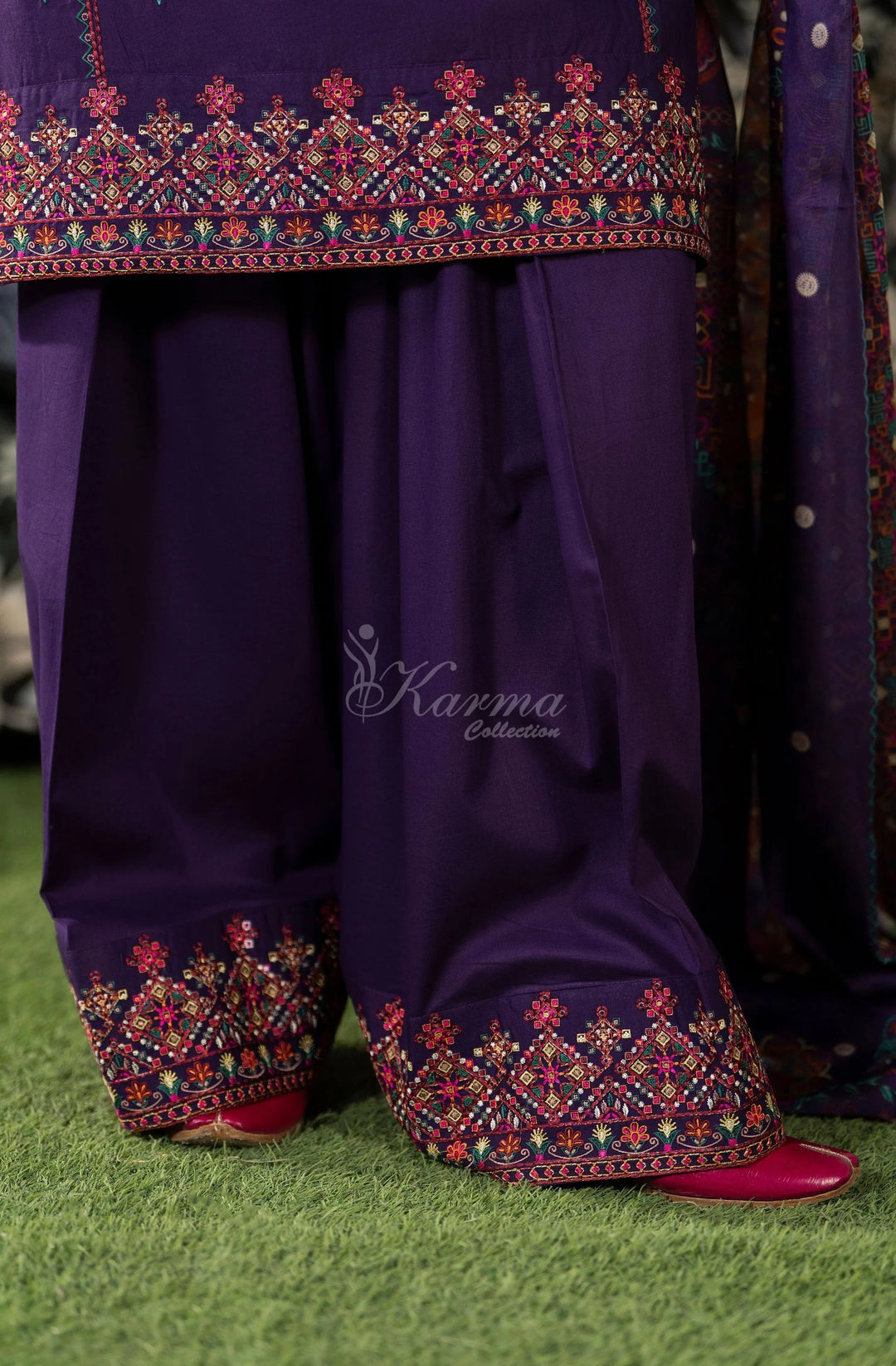 KARMA LUXURY COLLECTION 100% Original–3PIECE READY-TO-WEAR KC-1582B. plum dark