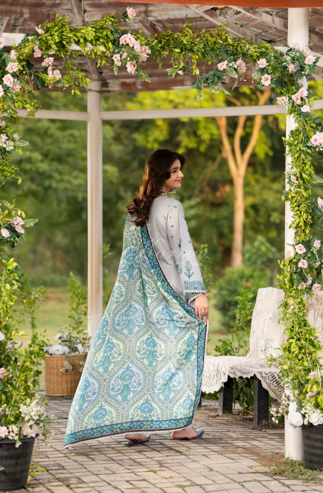 LUXURY FESTIVE ORIGINAL KARMA COLLECTION KC-1576A