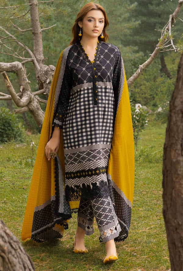 Charizma ready to wear 3 piece ￼