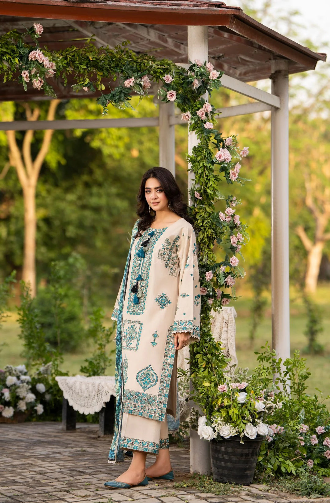 LUXURY FESTIVE ORIGINAL KARMA COLLECTION KC-1576