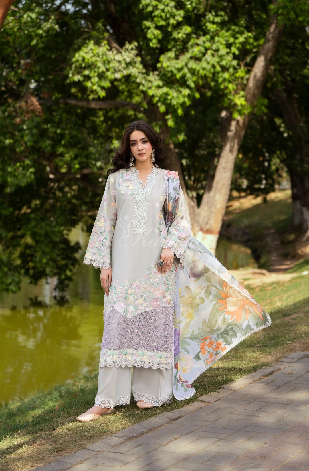 LUXURY FESTIVE ORIGINAL KARMA COLLECTION KC-1573A