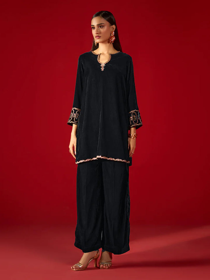 ALLY'S Velvet 2 Piece - Ready to wear - EA 35