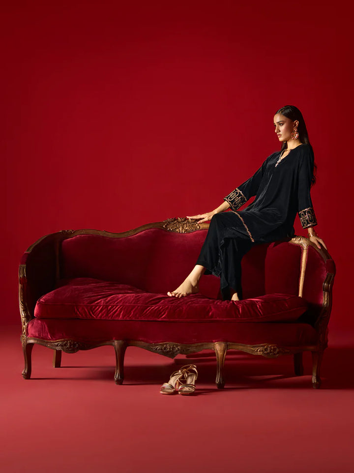 ALLY'S Velvet 2 Piece - Ready to wear - EA 35