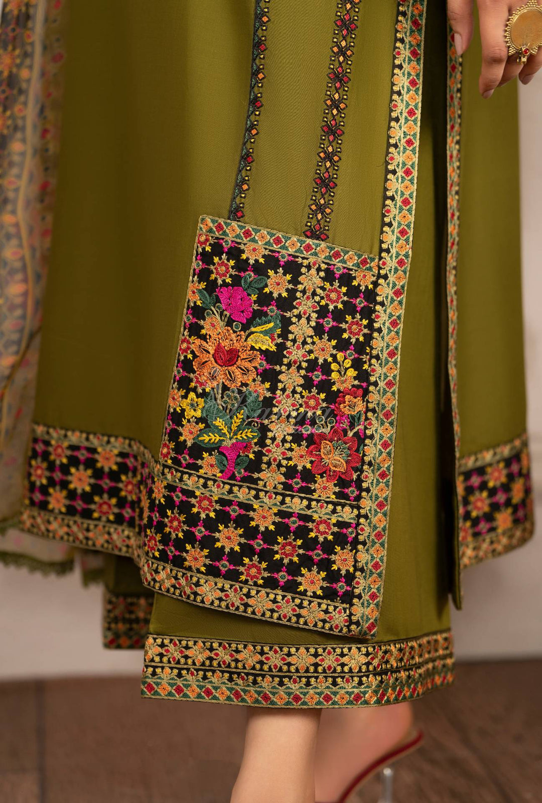 LUXURY FESTIVE ORIGINAL KARMA COLLECTION KC-1567