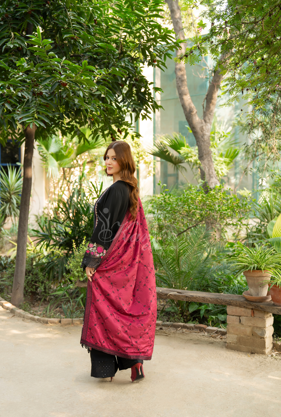 Karma Luxury Winter Collection – 3-Piece Ready-to-Wear (BLACK) -1529