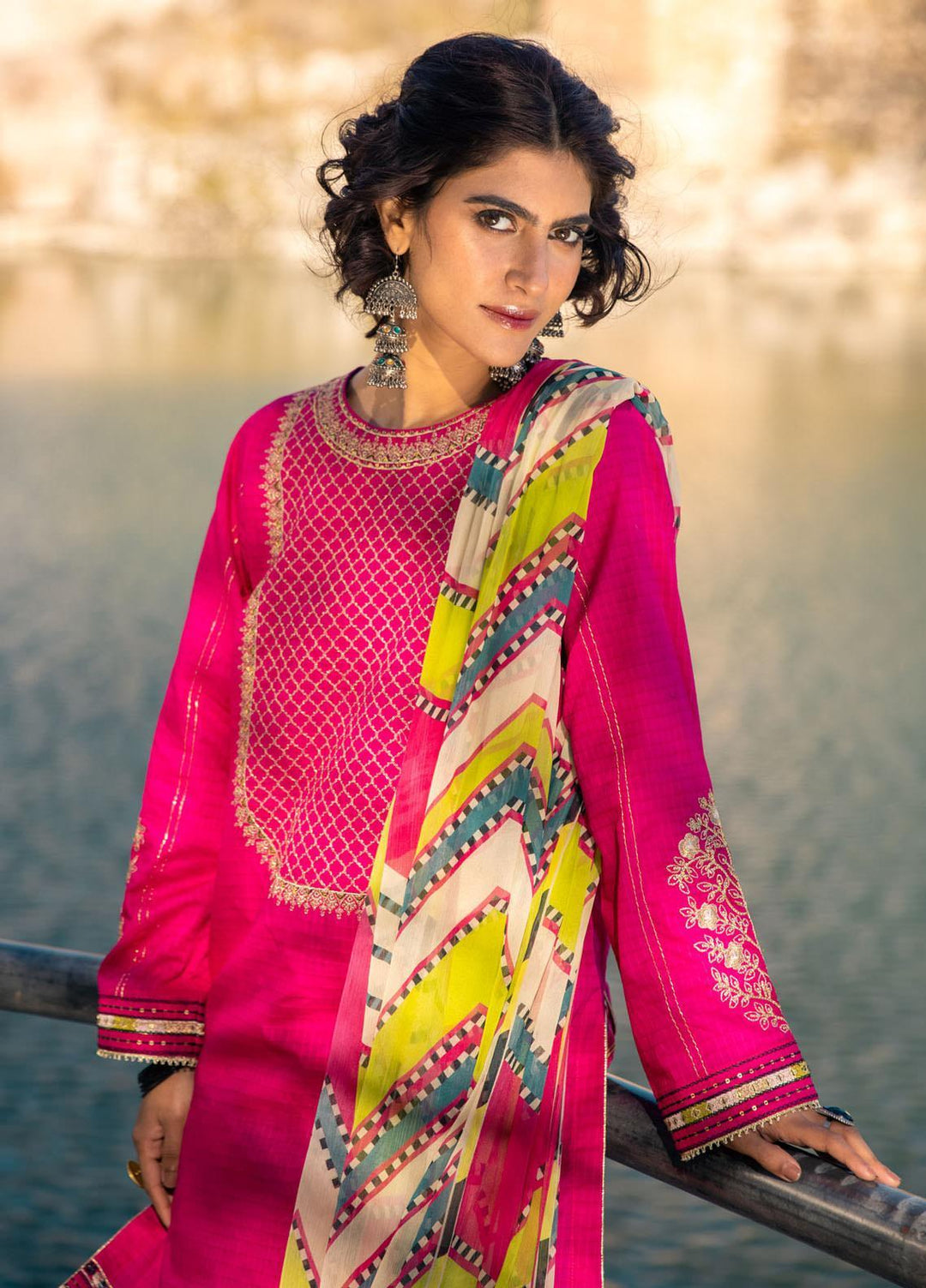 Lakhany Embroidered Lawn Suits Unstitched 3 Piece SG-2105 - Summer Collection