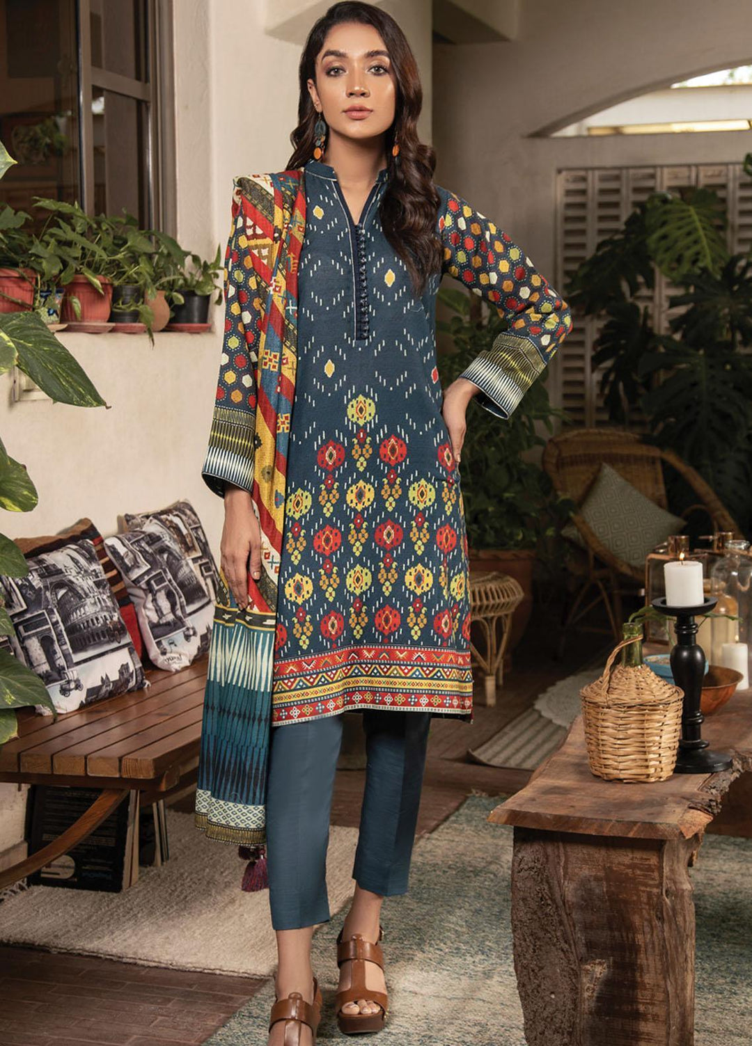 Lakhany Printed Khaddar Suits Unstitched 3 Piece KPW-504 - Winter Collection