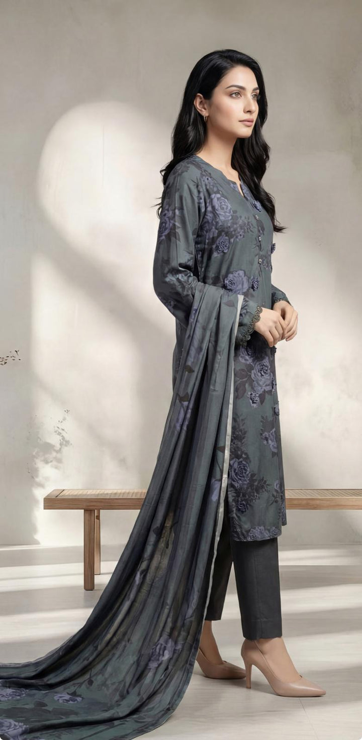 3 Piece Ready-to-Wear Winter Stitched Collection By Tawakkal Fabrics D-4695